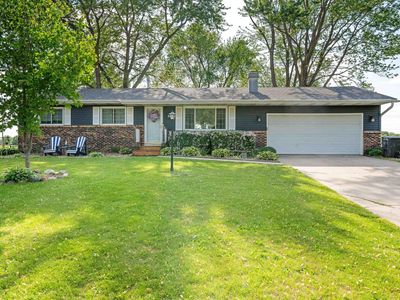 4012 172nd St N, East Moline, IL, 61244
