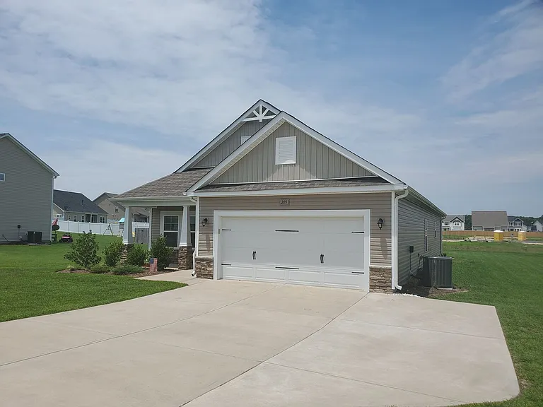 205 Korbel Dr — Photo 22