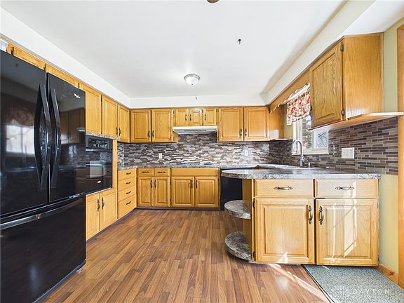 2nd image of 139 Eastwood Dr