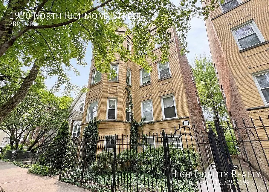 1930 N Richmond St #3