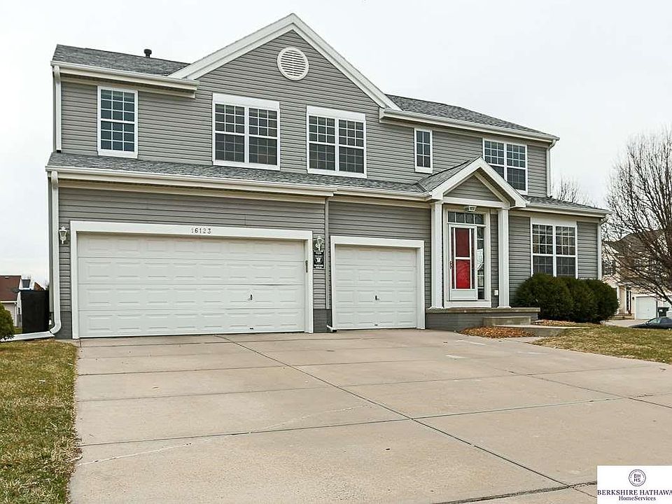 1st image of 16123 Woodcrest Cir
