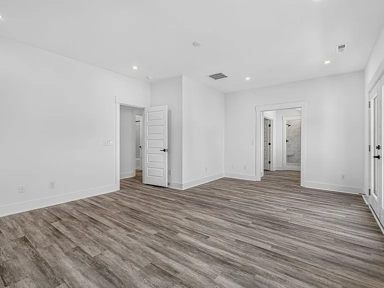 405 Oak Hammock Ct — Photo 37