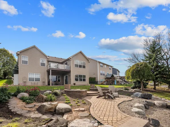 12166 Bataan St NE, Blaine, MN 55449