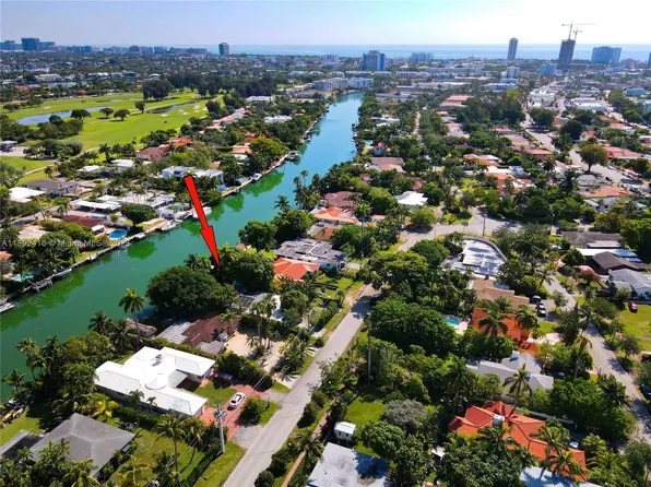 1541 Calais Dr, Miami Beach, FL 33141