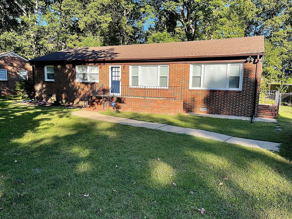 2nd image of 6915 Dan St