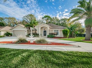 537 Waterford Cir W, Tarpon Springs, FL 34688
