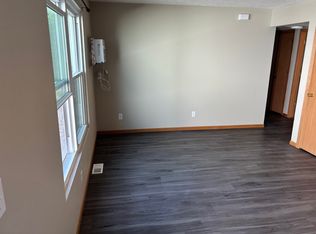1111 Minns Dr #6, Machesney Park, IL 61115