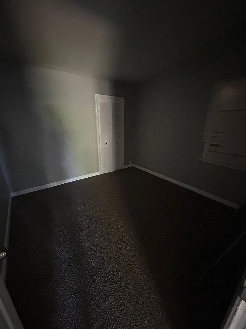 For Lease — Photo 4