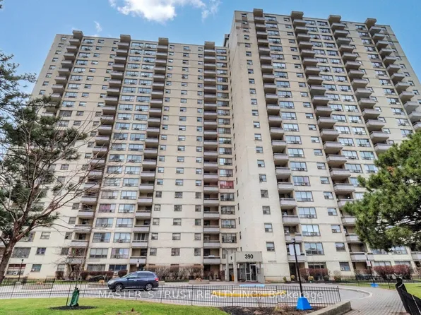 390 Dixon Rd #1906, Toronto, ON M9R 1T4