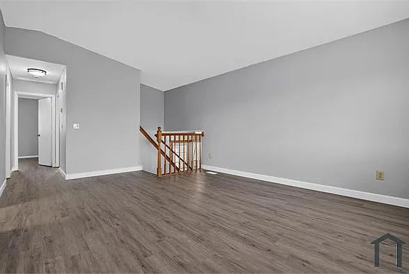 7240 Unity Ave — Photo 6