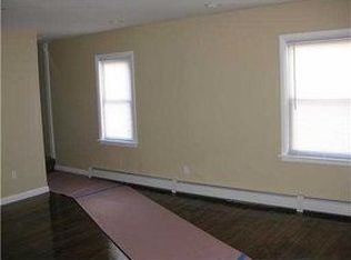 212 Francis Ave, Pawtucket, RI 02860