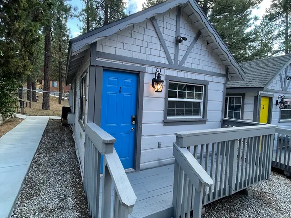 528 Cottage Ln #3, Big Bear Lake, CA 92315