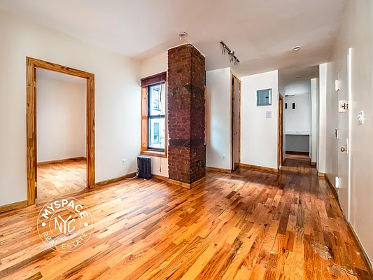 Rented by MySpaceNYC | media 13