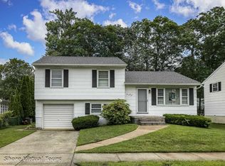 241 Roseann Ave, Cape May, NJ 08204