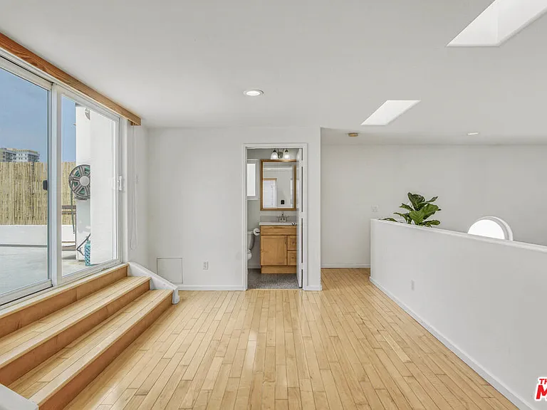 115 Galleon St #A — Photo 31