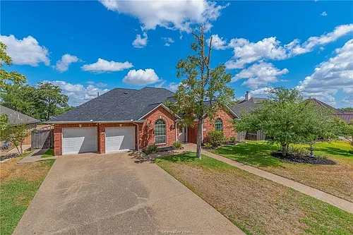 305 Stoney Hills Ct Photo 1