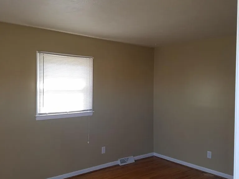1144 Centre Pkwy — Photo 10