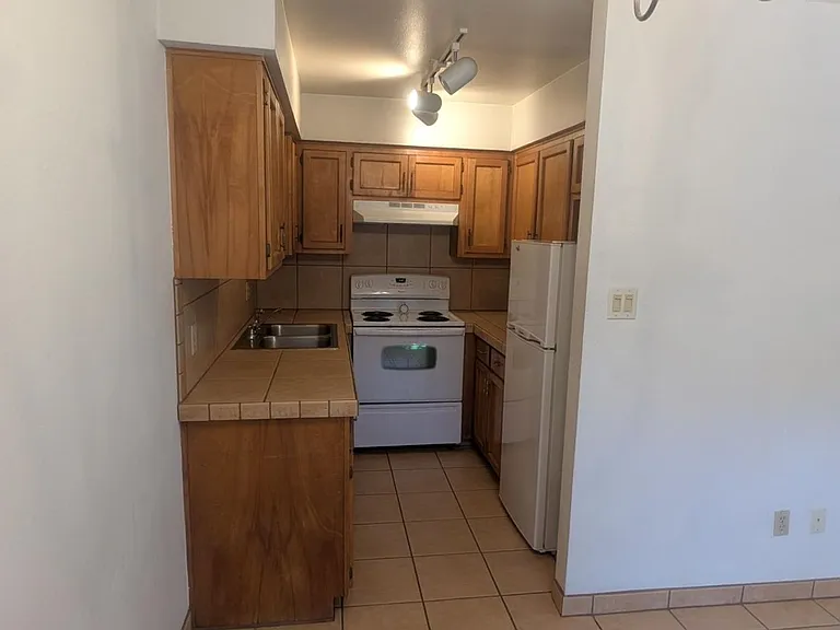 2383 Camino Capitan — Photo 3