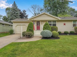 14 Cherry St, Lockport, NY 14094