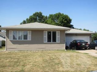 415 E Baker St, Mount Pleasant, IA 52641