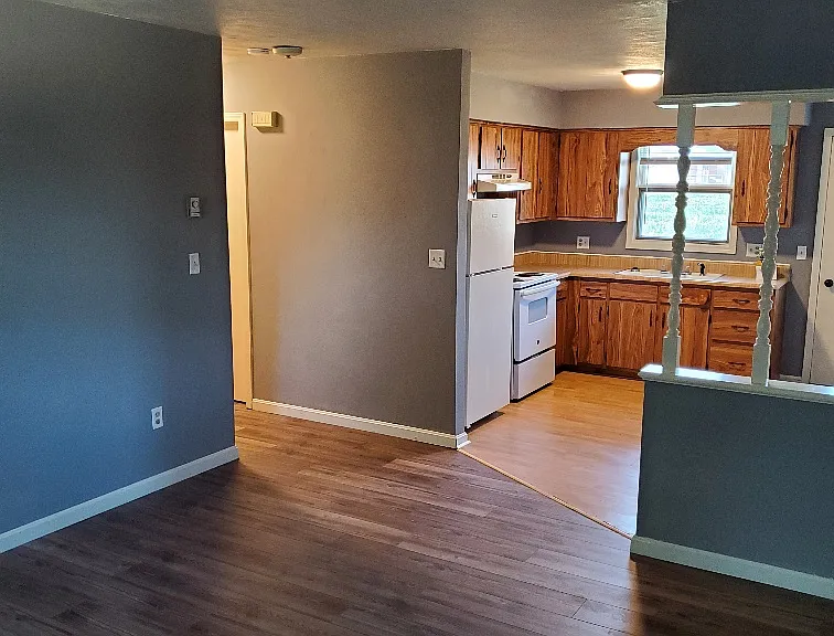 126 Lake St #128 — Photo 2