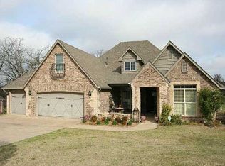 9939 Wind Ridge Dr, Sand Springs, OK 74063