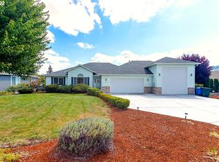 536 Saint Andrews Ct, Sutherlin, OR 97479