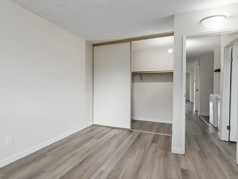 739 Bracewood Dr SW — Photo 81
