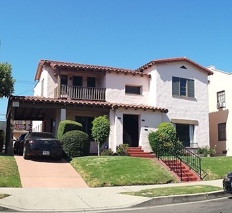 2nd image of 8141 Blackburn Ave