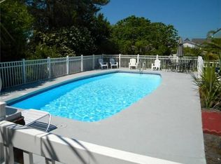 305 Azalea Dr, Panama City Beach, FL 32413