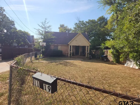 1119 Old Noonday Rd, Tyler, TX 75701