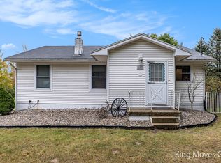 10084 N Holland Rd, Edmore, MI 48829