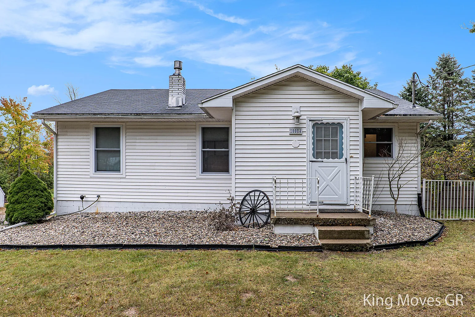 10084 N Holland Rd photo 1