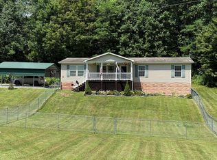 762 Curtain Bend Rd, Craigsville, WV 26205