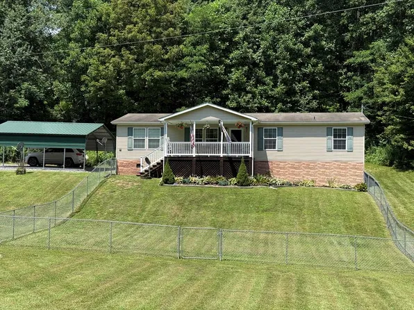 762 Curtain Bend Rd, Craigsville, WV 26205