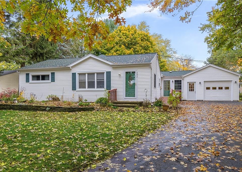 1st image of 282 Park Lane Dr