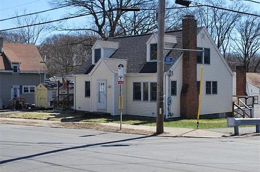 2nd image of 280 Parkland Ave