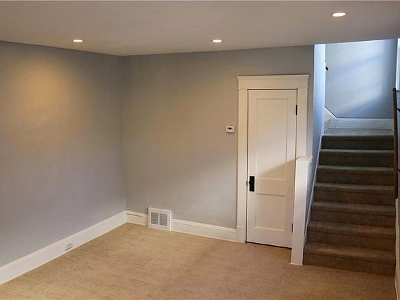 5th image of 4322 W 49th St