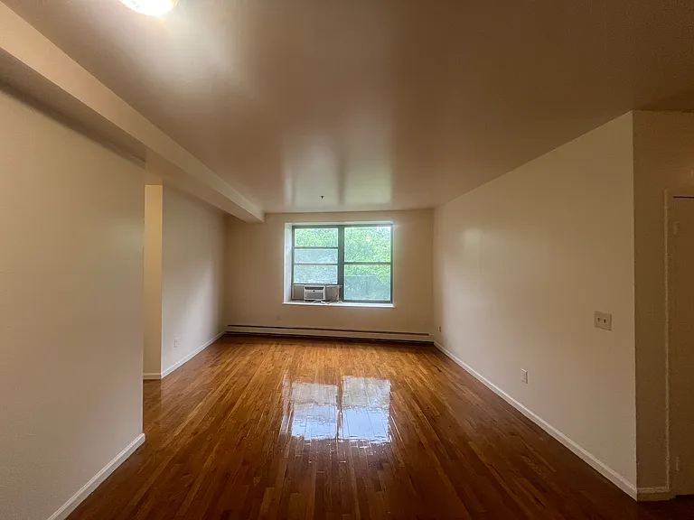3 Mapes Ave #1 — Photo 1