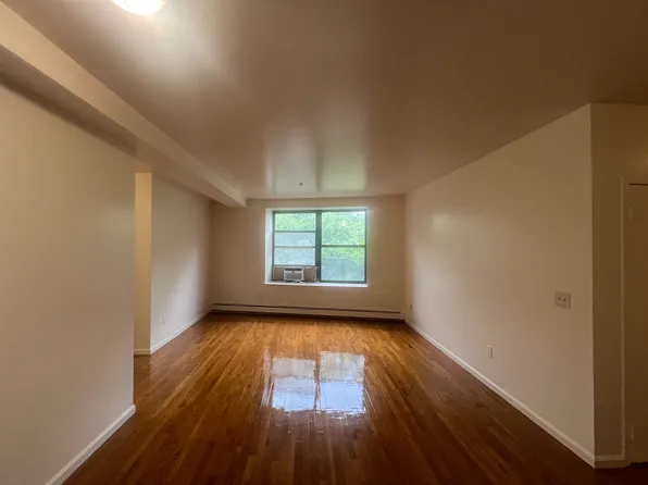 3 Mapes Ave #1, Newark, NJ 07112