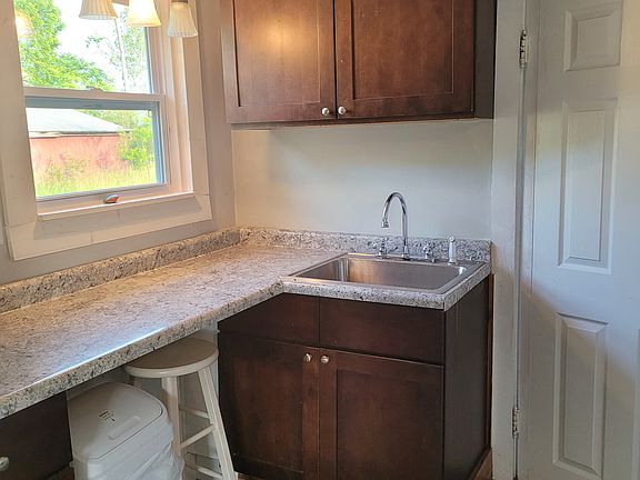 2nd image of 5021 S Water Rd