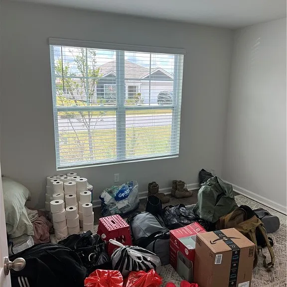 200 Elizabeth Dr — Photo 6
