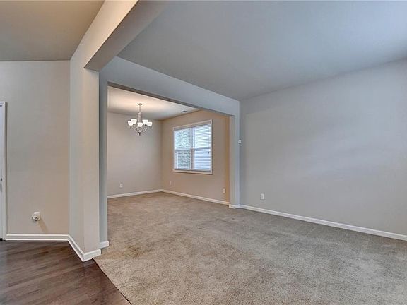 5th image of 3020 Ben Blvd
