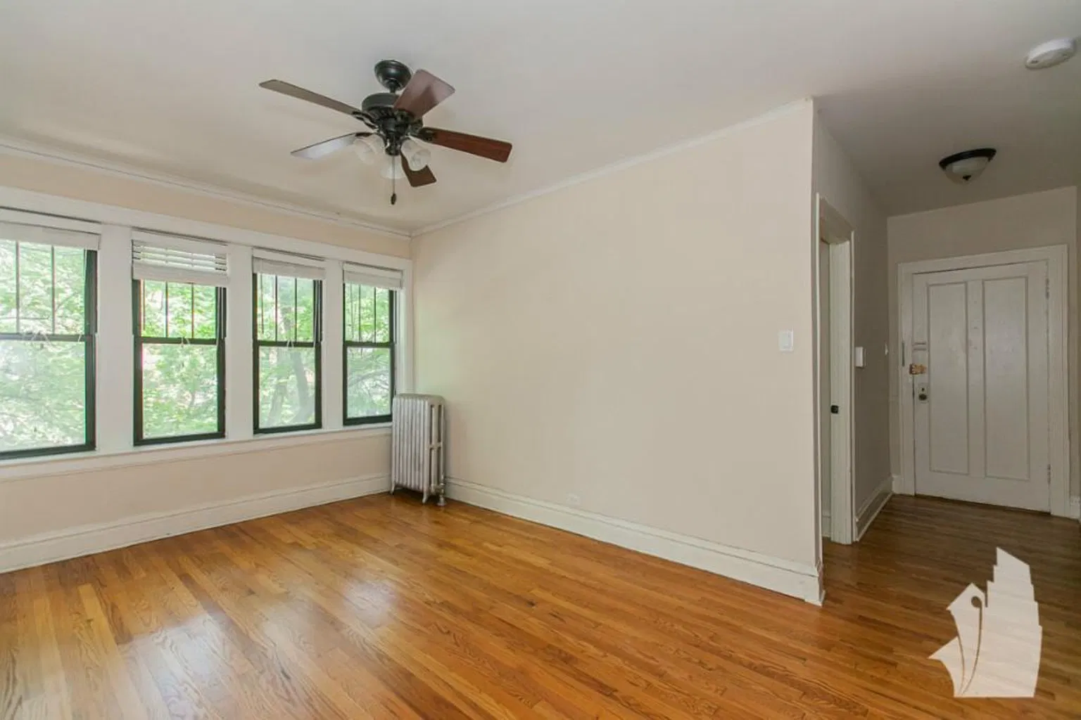 2177 W Giddings St — Photo 1