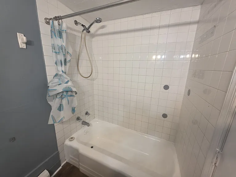 14 Pleasant St #2 — Photo 4