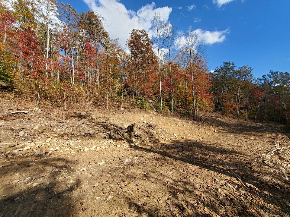 2nd image of 6 Indian Creek Rd