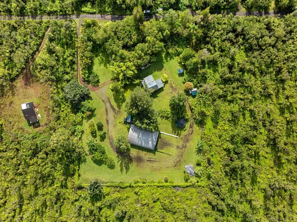 11-1860 Mahina St, Mountain View, HI 96771