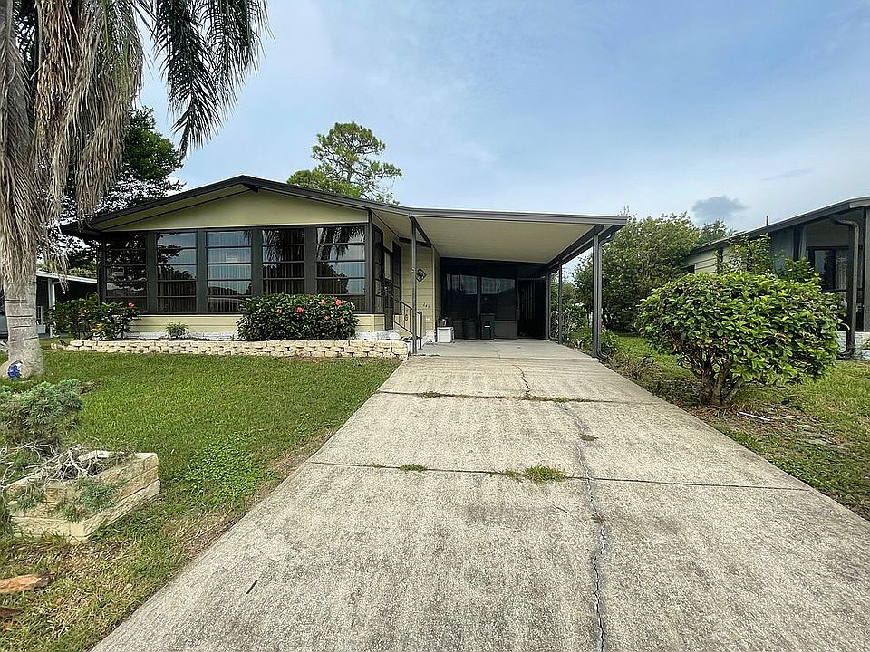 1st image of 243 Windsor Dr