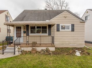 982 E Barrett Ave, Madison Heights, MI 48071