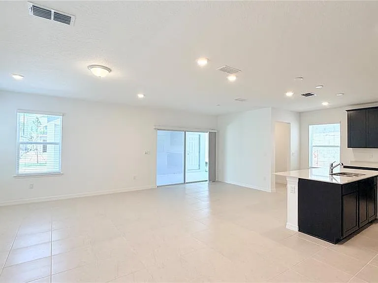 5694 Enchanted Meadow Aly #A — Photo 11